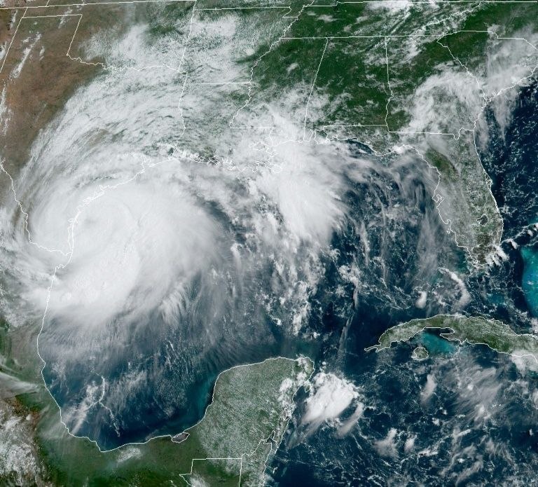 周六，2020年第一个大西洋飓风汉娜（Hanna）袭击了美国德克萨斯州，带来了暴雨、风暴潮和潜在的山洪暴发