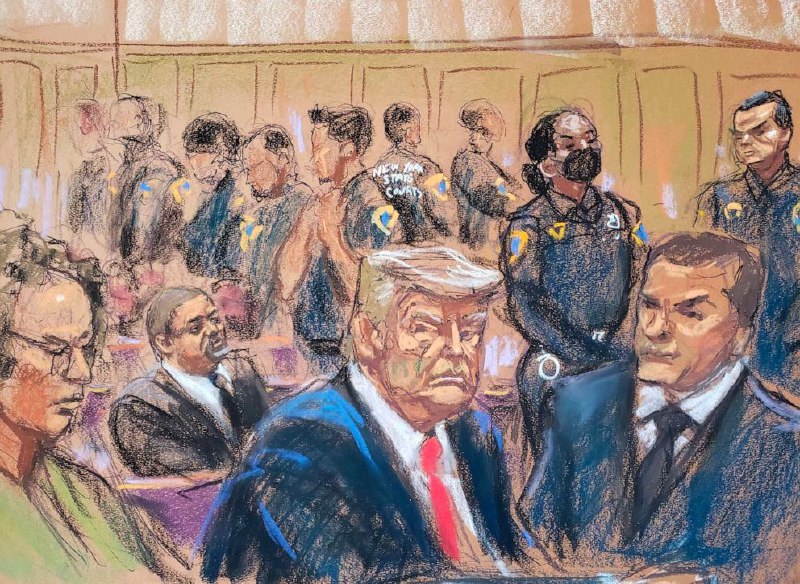 美国前总统特朗普在“封口费”计划中被控犯有34项重罪，特朗普不认罪