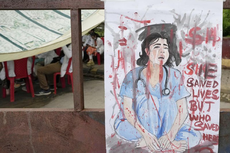 印度女实习医生9日遭奸杀引发持续抗议