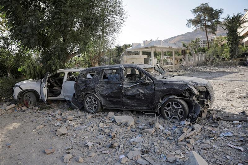 叙利亚内政部与德鲁兹派宗教领袖谢赫·优素服·贾尔布赫7月16日宣布达成停火协议并立即生效