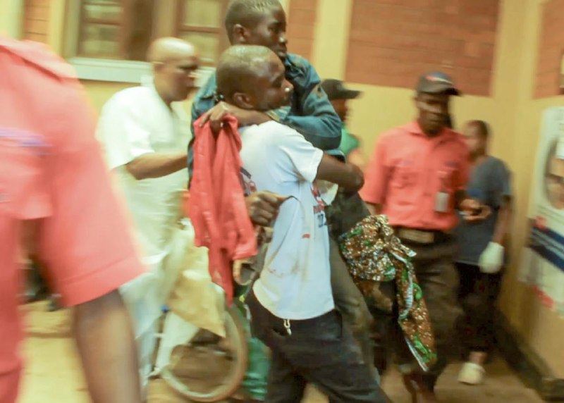 刚果民主共和国反政府武装“M23运动”在布卡武举行的集会上发生爆炸并响起枪声，造成至少11人死亡、65人受伤