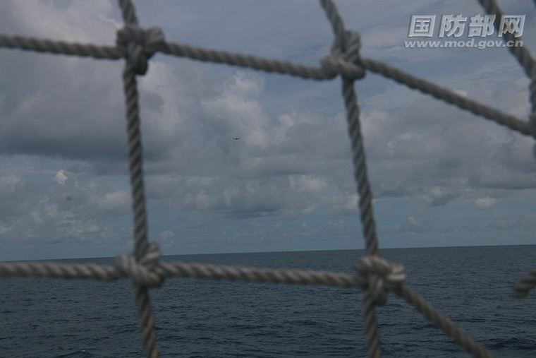 澳大利亚国防部此前表示，澳国防军一架P-8A“海神式”海上巡逻机17日飞临北部机场的进场跑道上空时，遭到一艘中国解放军海军舰艇发出一道激光光束照射，有危害性命的可能