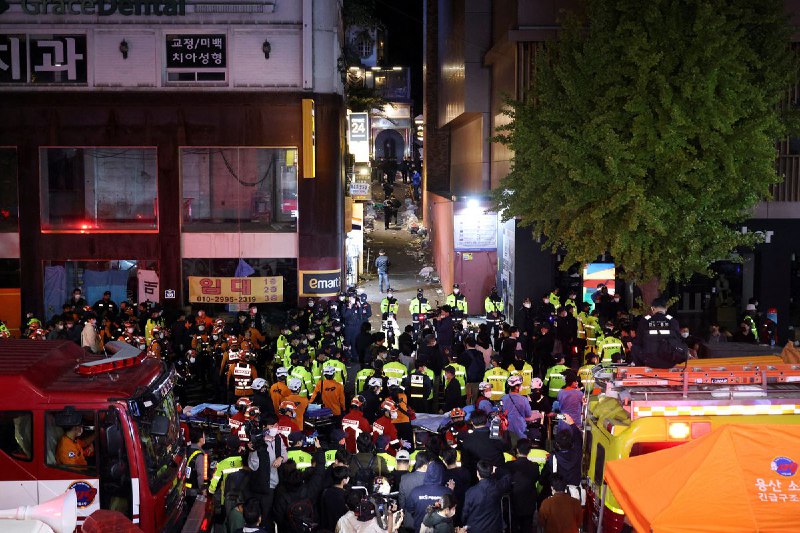 韩国首尔万圣节派对踩踏事故死亡人数上升至149人，另有70人受伤，其中有不少重伤者