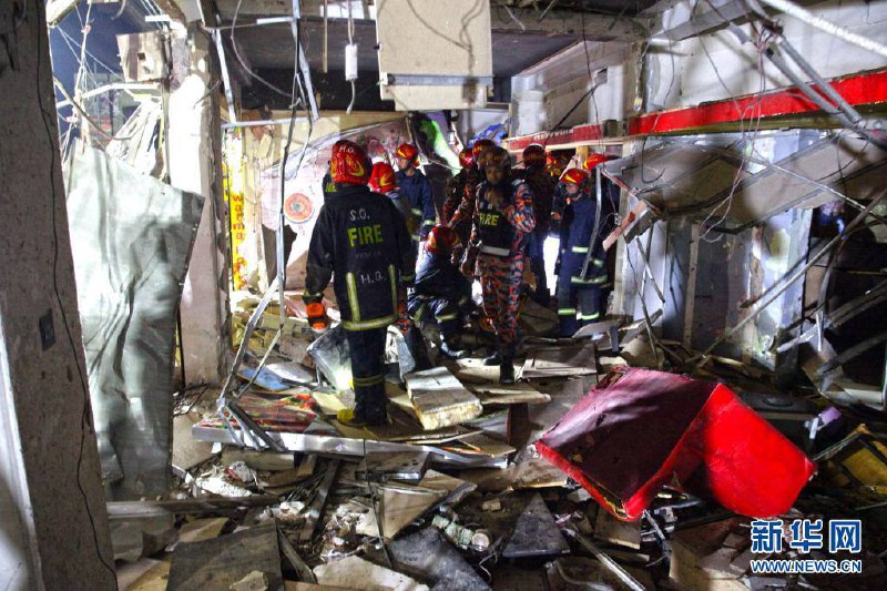 据孟加拉国媒体27日报道，该国首都达卡一栋建筑当晚发生爆炸，导致至少7人死亡、数十人受伤