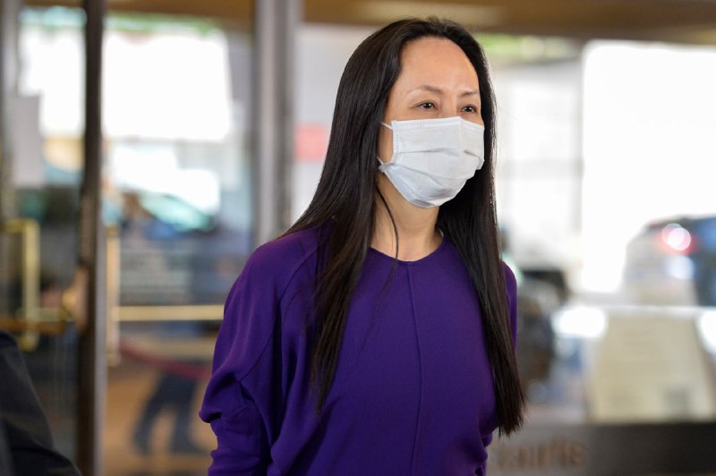消息人士对路透社说，华为CFO孟晚舟预计将以线上的方式于美东时间下午一时在美国布鲁克林联邦法院出庭，以确认与检方所达成的化解控罪的协议