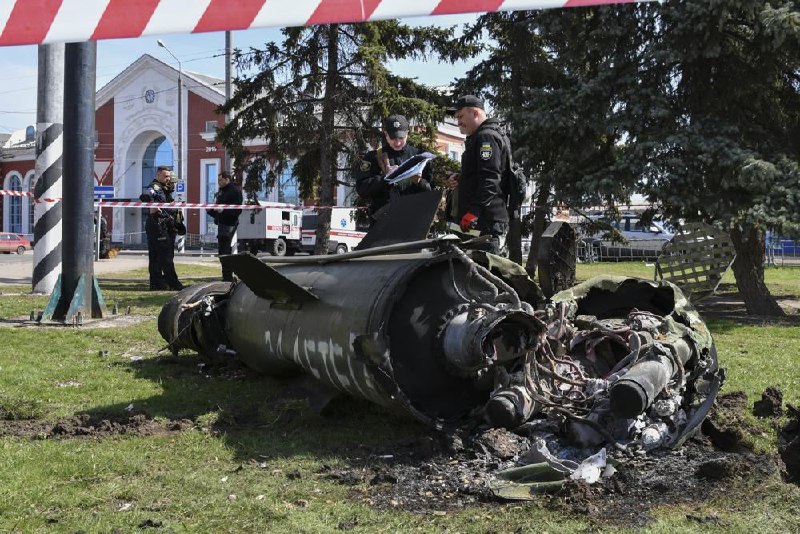 克拉马托尔斯克火车站发生的导弹袭击已造成至少52人死亡