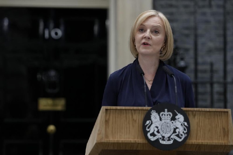英国执政党保守党新党首伊丽莎白·特拉斯周二正式就任英国首相